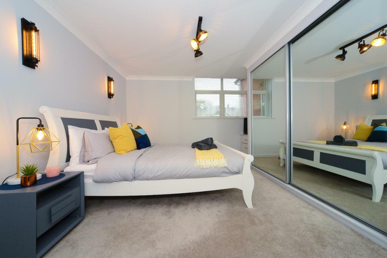 Beautiful Apartment Near Bournemouth, Poole & Sandbanks Exterior foto